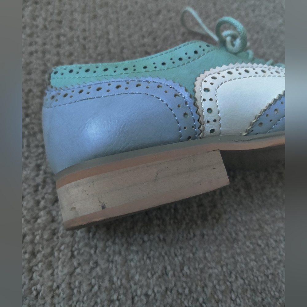Wanted Babe Blue Saddle Shoes Size 7.5 - Picture 3 of 11